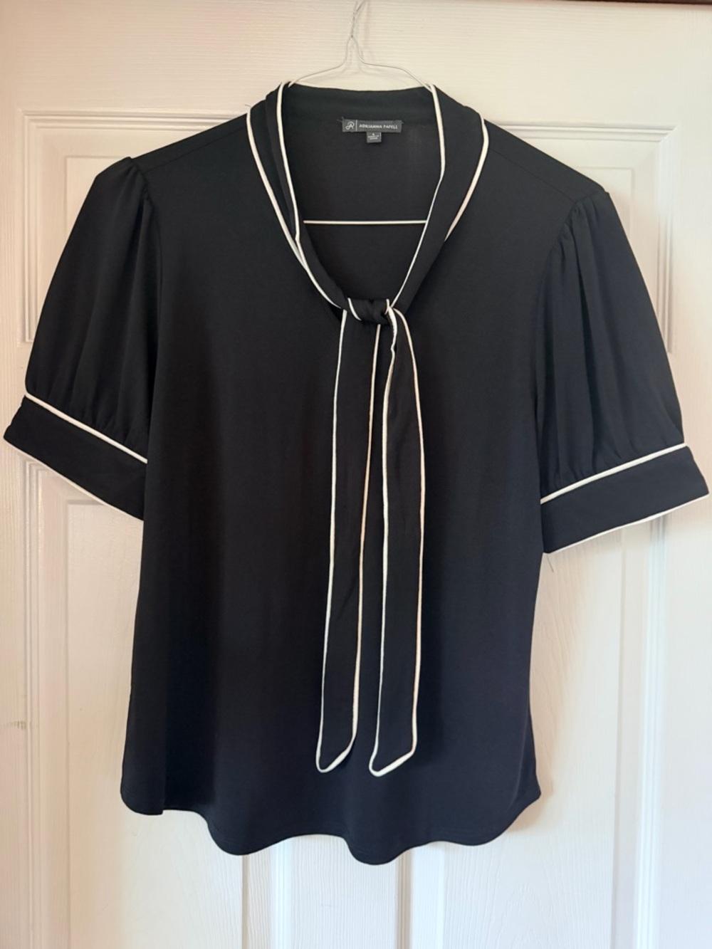 Adrianna Papell Black Tie-Neck Blouse with White Piping Size Small - Picture 4 of 5
